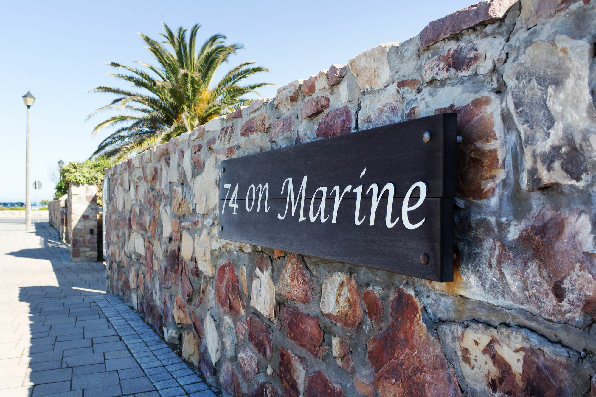 74 On Marine Apartment Hermanus Bagian luar foto